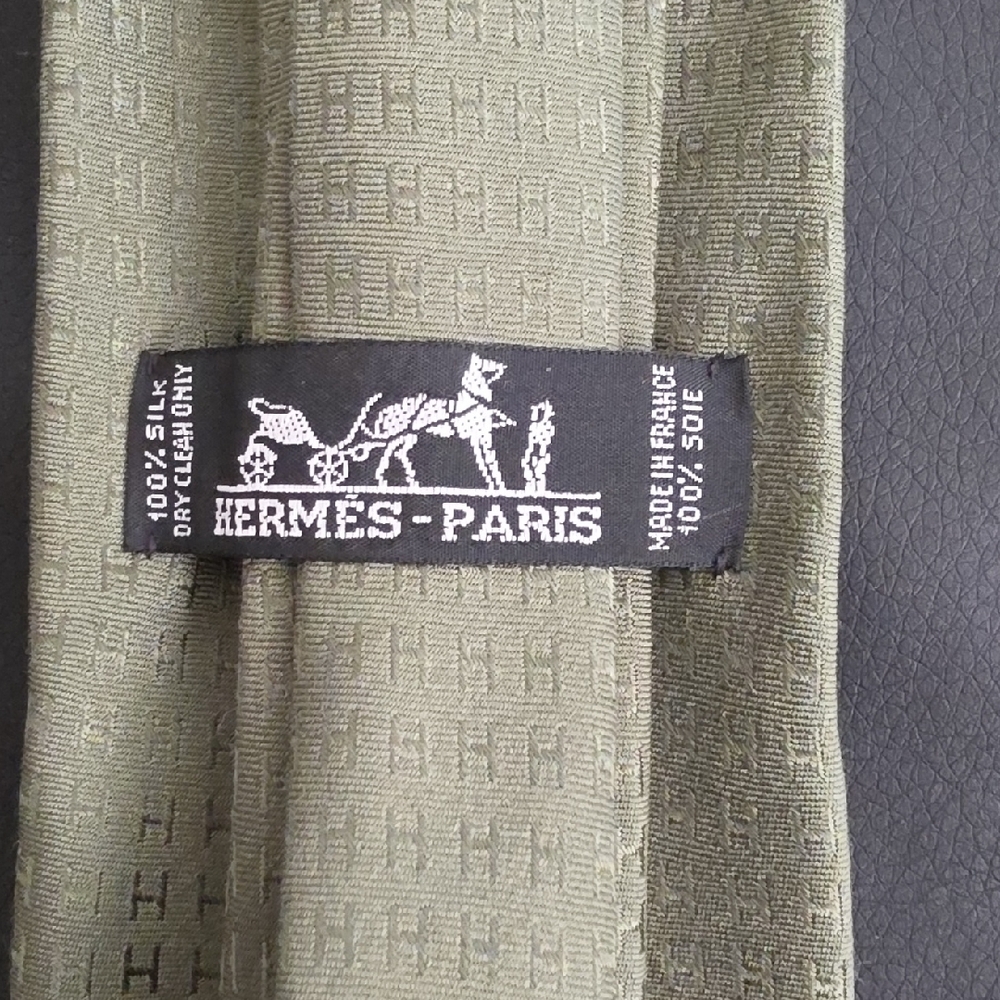 Authentix Hermes - Paris Olive Green Textured Men's Tie - Picture 2 of 5